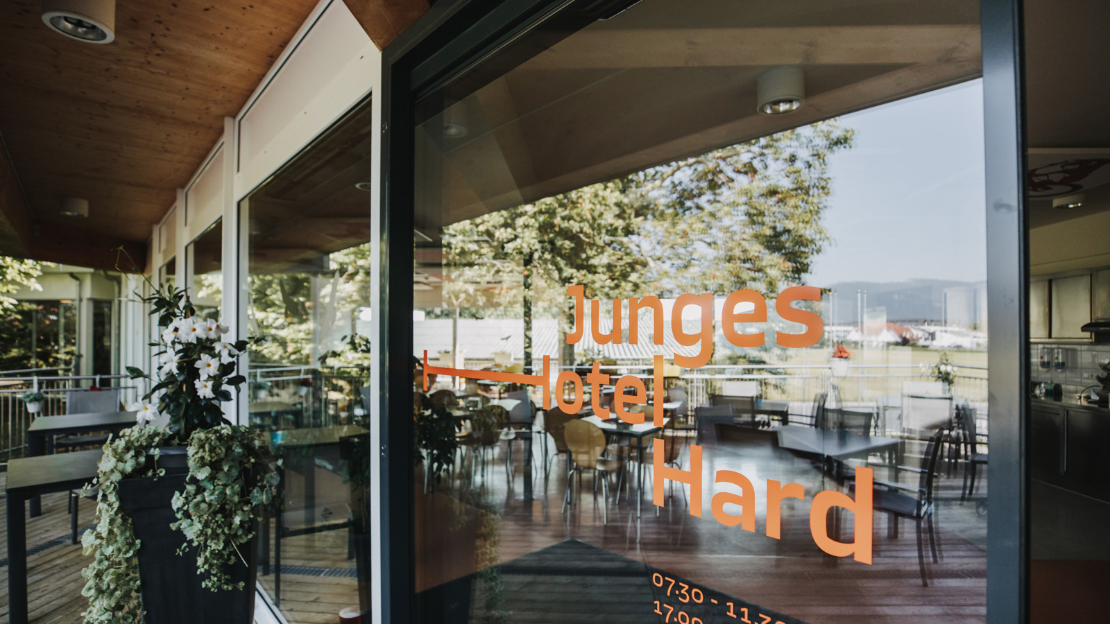 Junges Hotel - Jugendherberge Hard in Hard